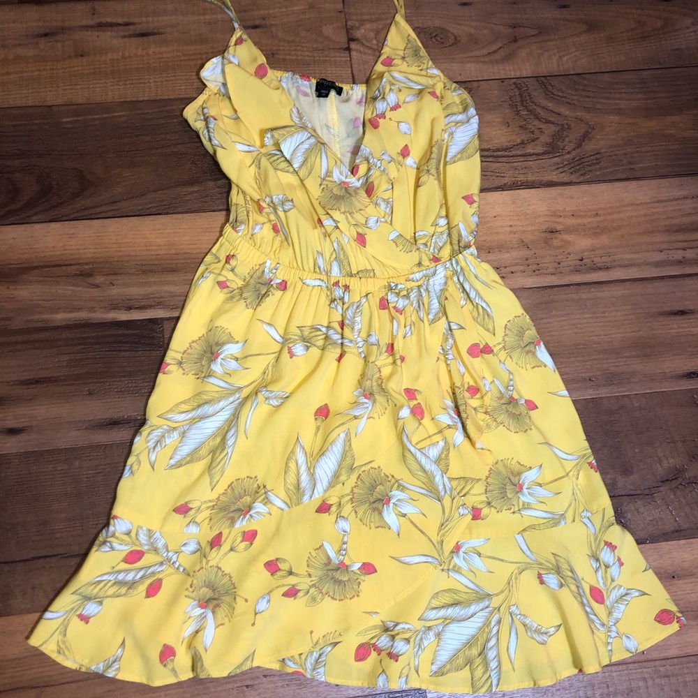 Yellow ruffle dress